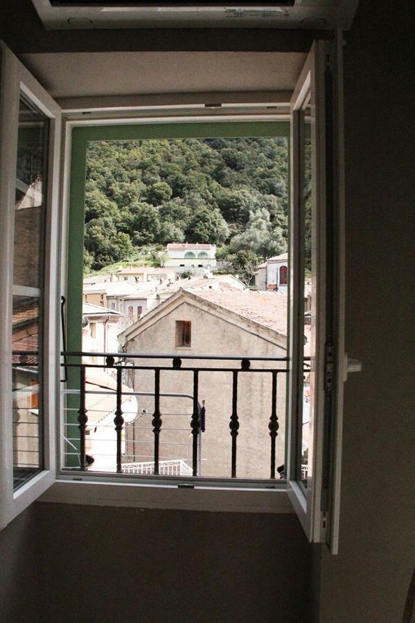 Charmant F2 Dans Joli Village Corse Omessa Екстер'єр фото
